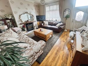 Lounge- click for photo gallery